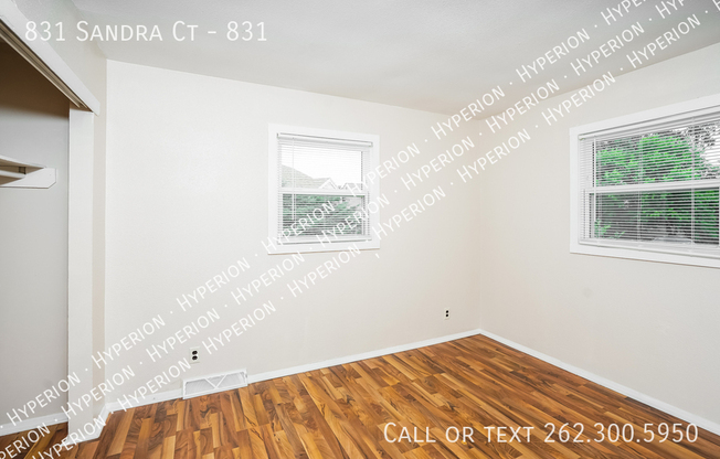 831 SANDRA CT
