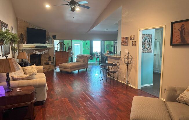 Welcome home to 3418 Meadowhead Drive!