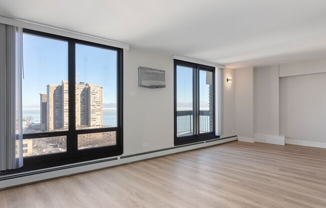 3 beds, 1.5 baths, 1,001 sqft, $3,300, Unit 14C