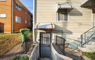 2 beds, 1 bath, 725 sqft, $1,249, Unit Unit B