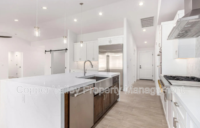 35852 N 10 ST