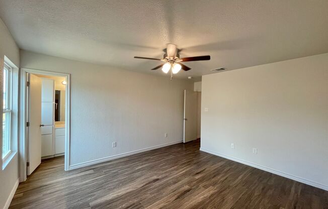 3 beds, 2 baths, 1,334 sqft, $1,395