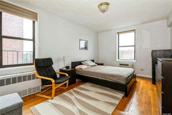 1 bed, 1 bath, $2,000, Unit 511