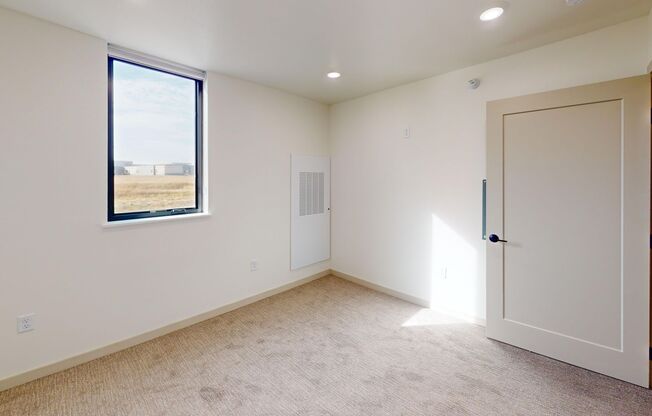1 bed, 1 bath, 529 sqft, $1,460, Unit 6410-106