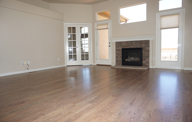 LUXURY PATIO HOME IN DISTRICT 20 SHOWING BEGIN AUGUST 1ST