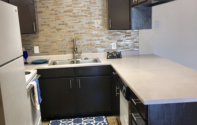 3 beds, 2 baths, 1,350 sqft, $1,699, Unit 4068 21