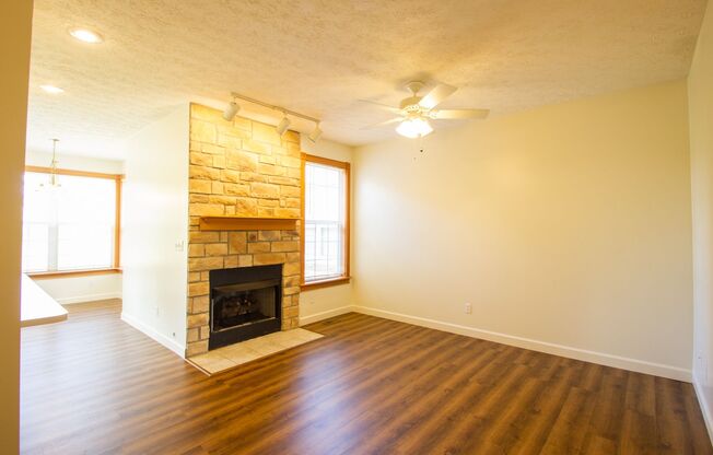 3 beds, 2 baths, 1,720 sqft, $2,255