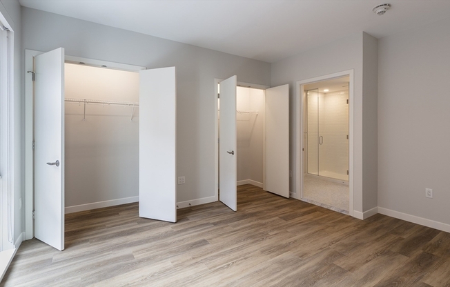 2 beds, 2 baths, 1,058 sqft, $5,545, Unit 501