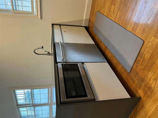 3 beds, 2 baths, 1,155 sqft, $3,100, Unit 2