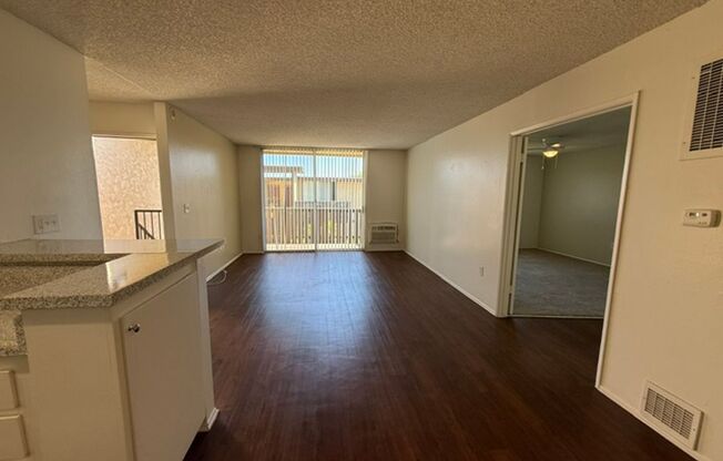 1 bed, 1 bath, 716 sqft, $2,150, Unit O013