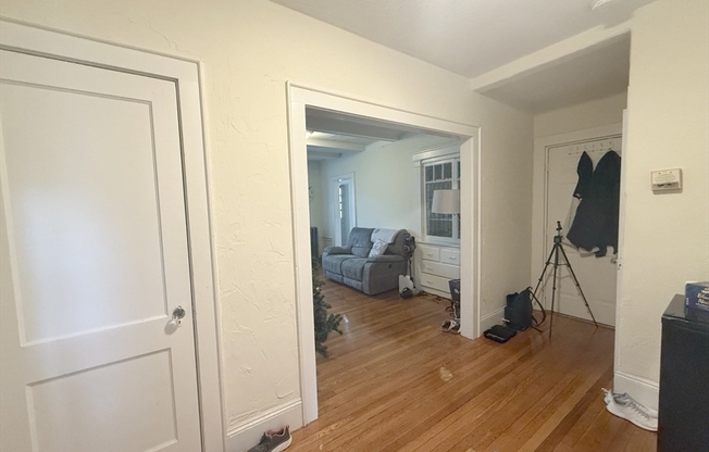 1472 Commonwealth Ave