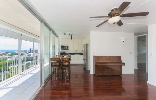 1520 Ward Avenue #1102