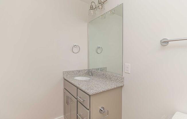 2 beds, 2 baths, 806 sqft, $1,725, Unit Unit 805