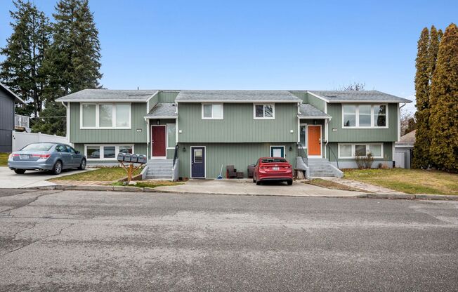 818/820 S. Collins Rd.