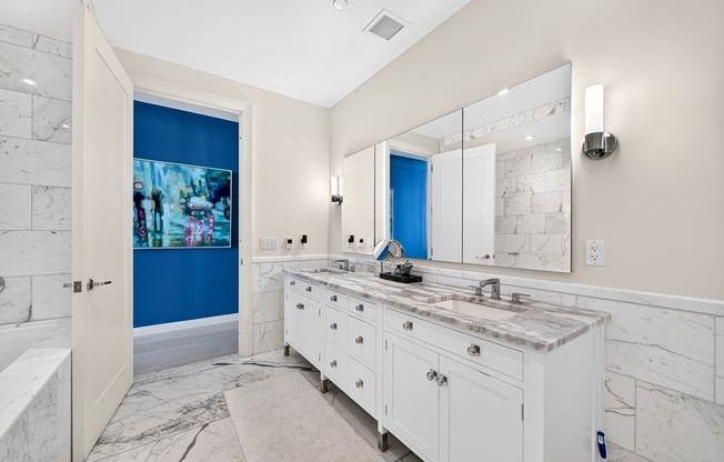 3 beds, 3.5 baths, 2,134 sqft, $20,000, Unit PH1C