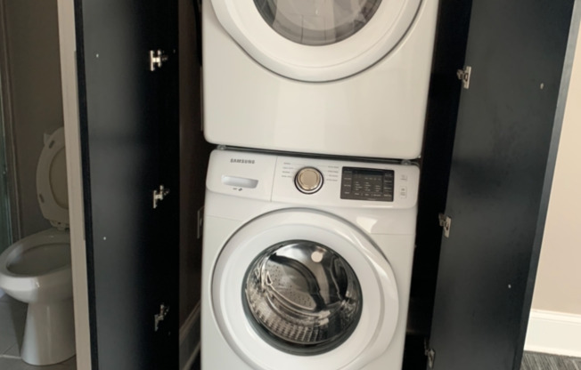 2 beds, 2 baths, $1,390