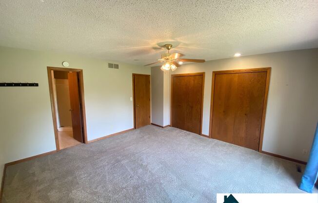 2 beds, 2.5 baths, $1,550