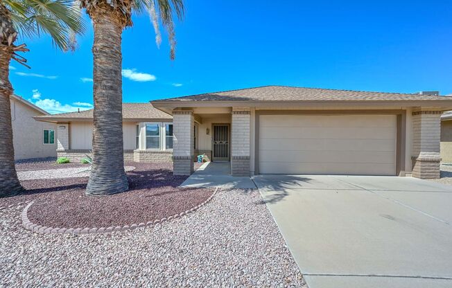 55+ Gorgeous Gem ready for Move in!