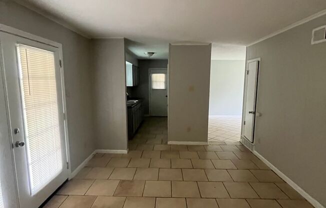 Welcome to 3000 Ashwood Cove!