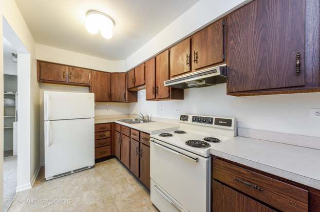 609 W CENTRAL RD