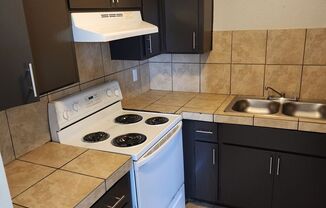 Centrally located community in Phoenix, offering move in special!