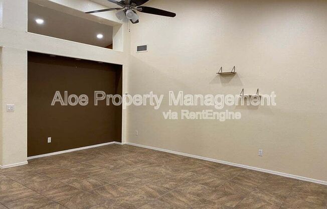 870 N MADRID LN