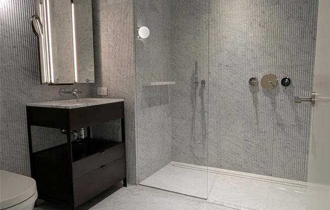 1 bed, 1 bath, 552 sqft, $6,200, Unit 21A