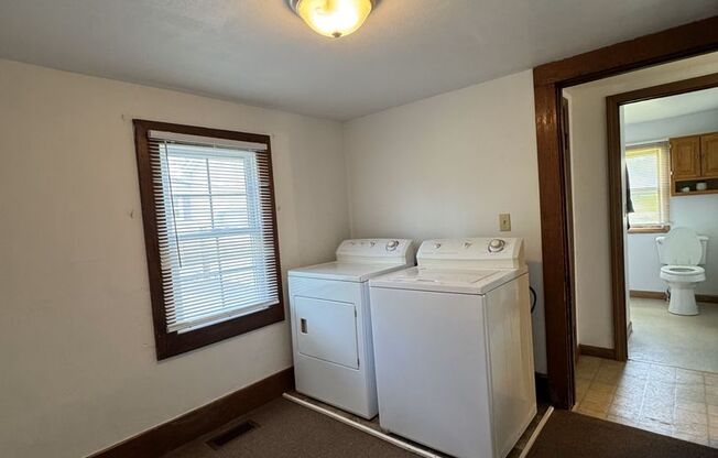 3 beds, 1 bath, 1,016 sqft, $1,495