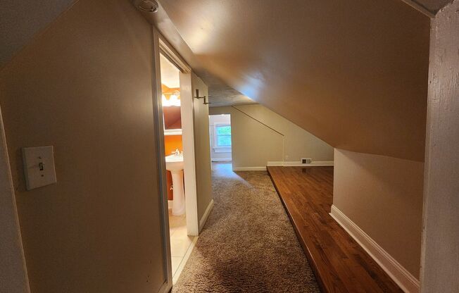 3 beds, 1 bath, $1,295