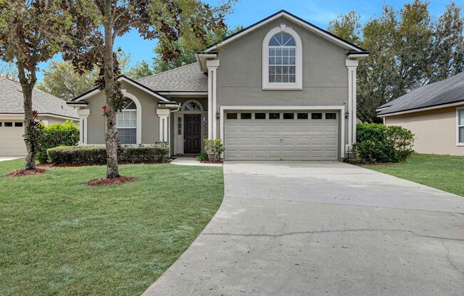 Renovated 5 bedroom/3 bathroom home in World Golf Village!