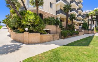 Luxury Living at 1377 S Beverly Blvd, Los Angeles, CA 90024