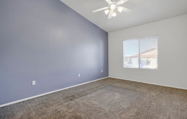 3 beds, 2 baths, $1,640, Unit # 1224