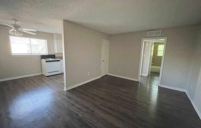 1 bed, 1 bath, 615 sqft, $999, Unit 308