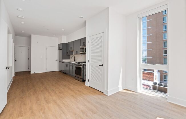 1 bed, 1 bath, $1,800