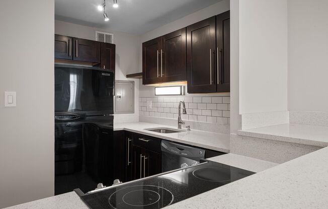 1 bed, 1.5 baths, 662 sqft, $2,400, Unit 26L