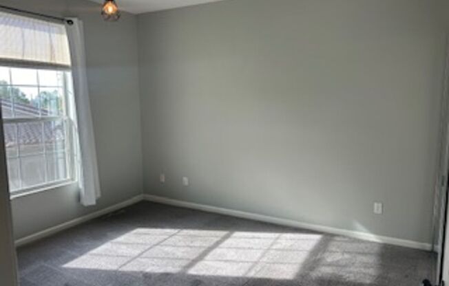 1 bed, 1 bath, $1,800