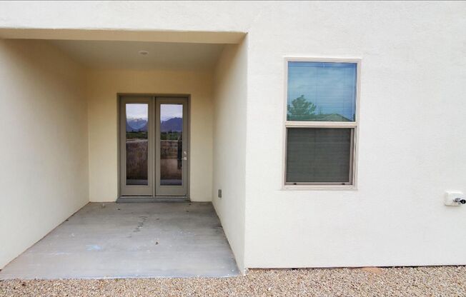 5018 Kenner Way – Stunning Modern Rental in Prime Las Cruces Location!