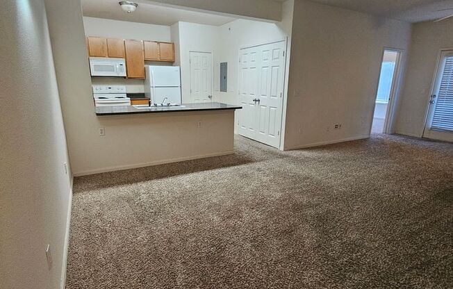 2 beds, 2 baths, $950