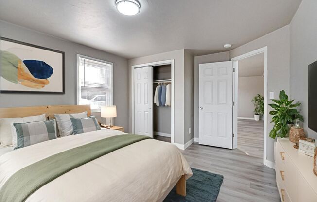 2 beds, 1 bath, 768 sqft, $1,199, Unit 1020-01