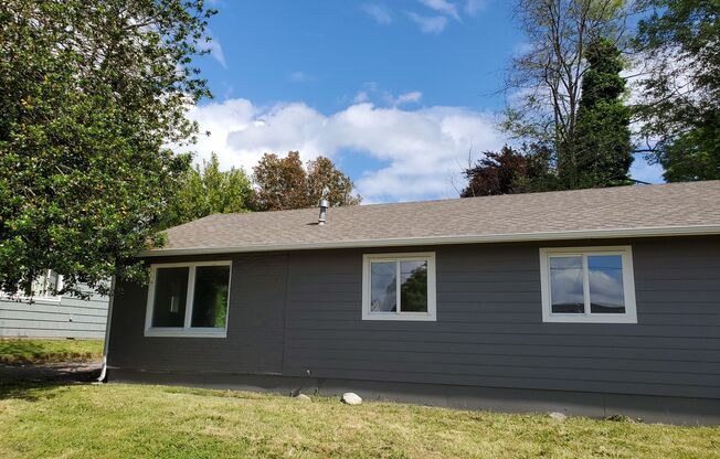 Recently Remolded Duplex