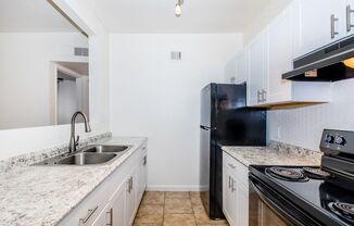 1 bed, 1 bath, 580 sqft, $850, Unit 2142