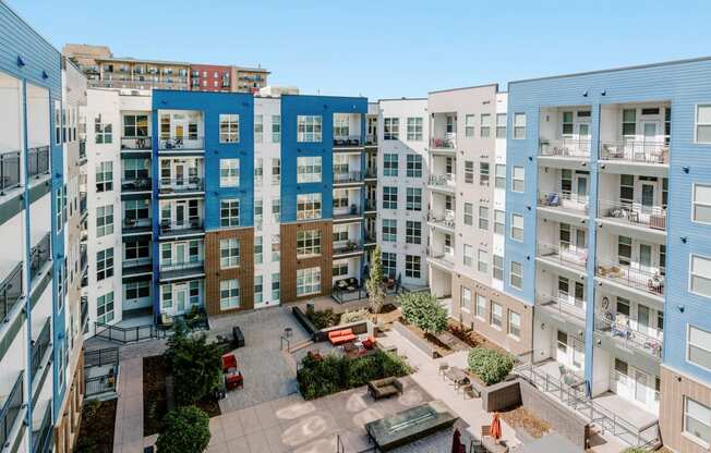 City House Apartments Building Exterior and Courtyard