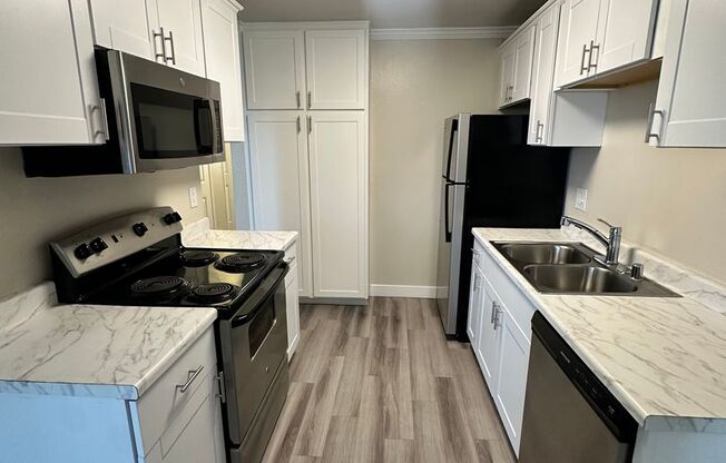 2 beds, 2 baths, 1,015 sqft, $2,745, Unit 108