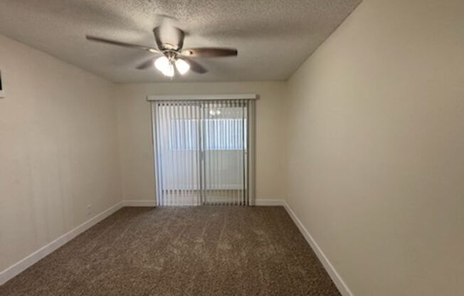2 beds, 1 bath, 850 sqft, $2,200, Unit 6