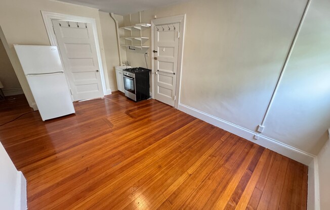 15 PRENTISS ST