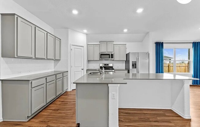 156 SKY MDWS CIR