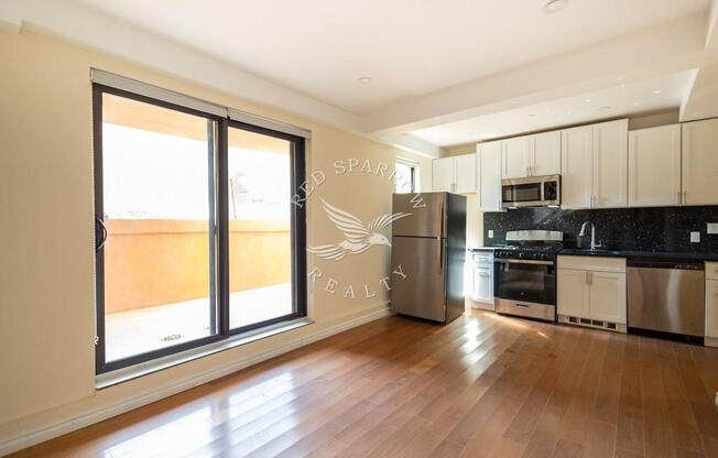 1 bed, 1 bath, 420 sqft, $3,800, Unit 2R