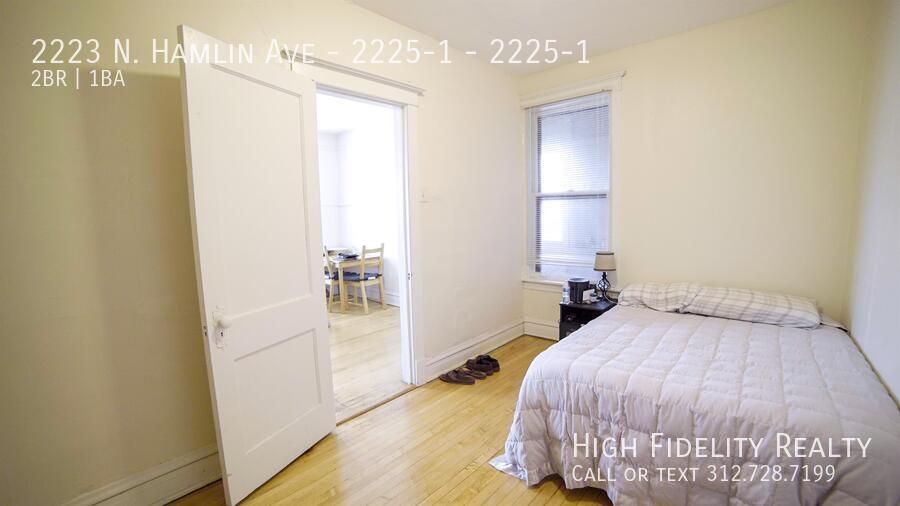2223 North Hamlin Avenue