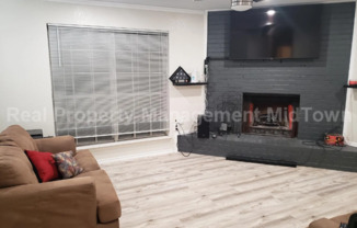 2207 ROMAN CT