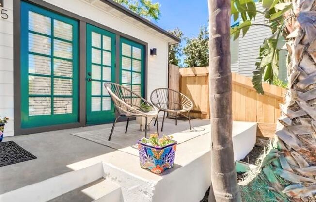 The Waverly Cottages